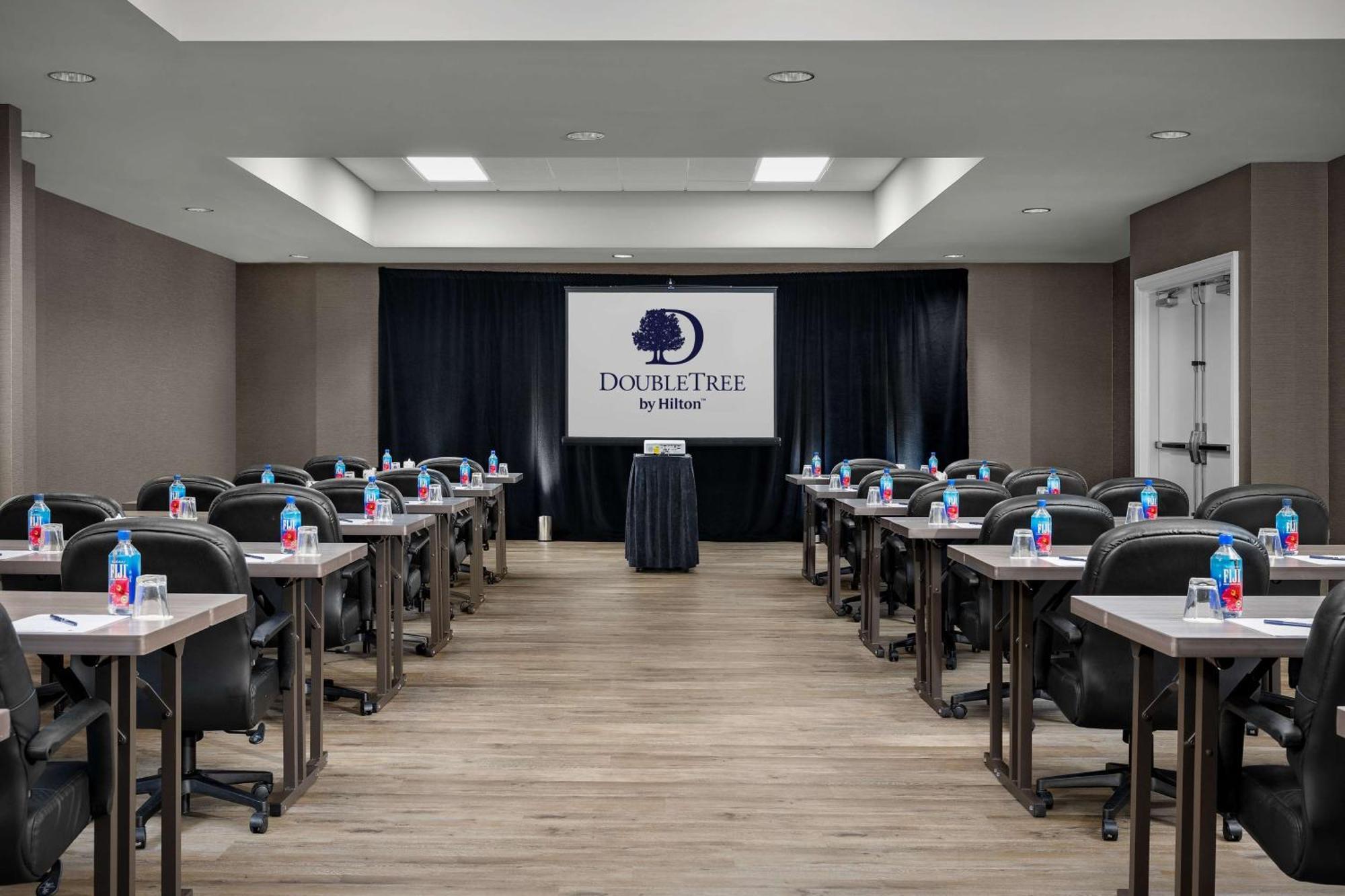 Hotel Doubletree By Hilton Chicago O'Hare Airport-Rosemont Zewnętrze zdjęcie